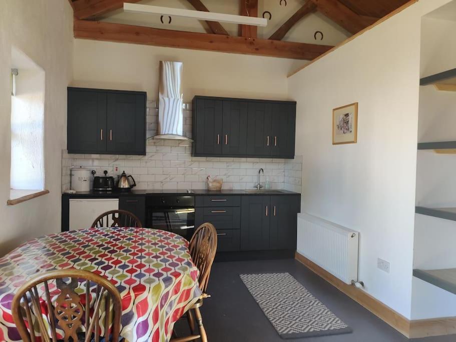 ווקספורד Kingsford Renovated Old Cottage מראה חיצוני תמונה